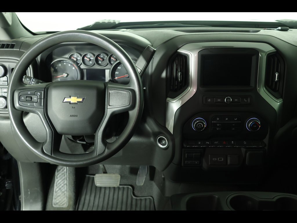 Used 2024 Chevrolet Silverado 2500 Custom w/ Custom Value Package image 16