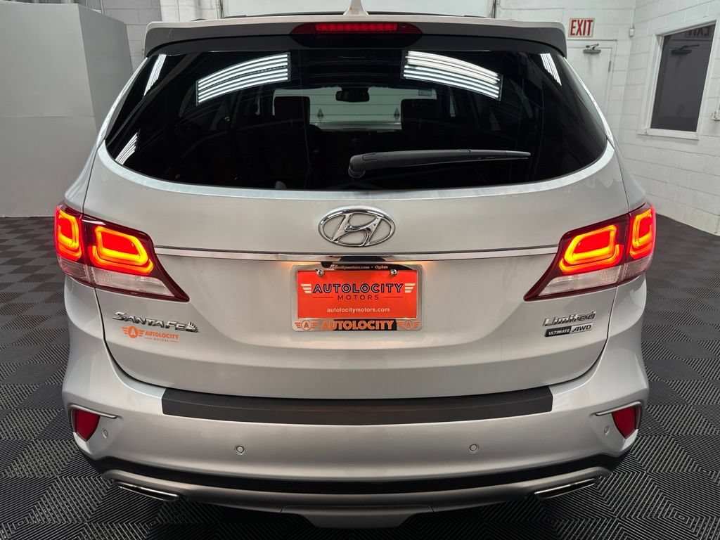 Used 2017 Hyundai Santa Fe Limited AWD/4WD image 9