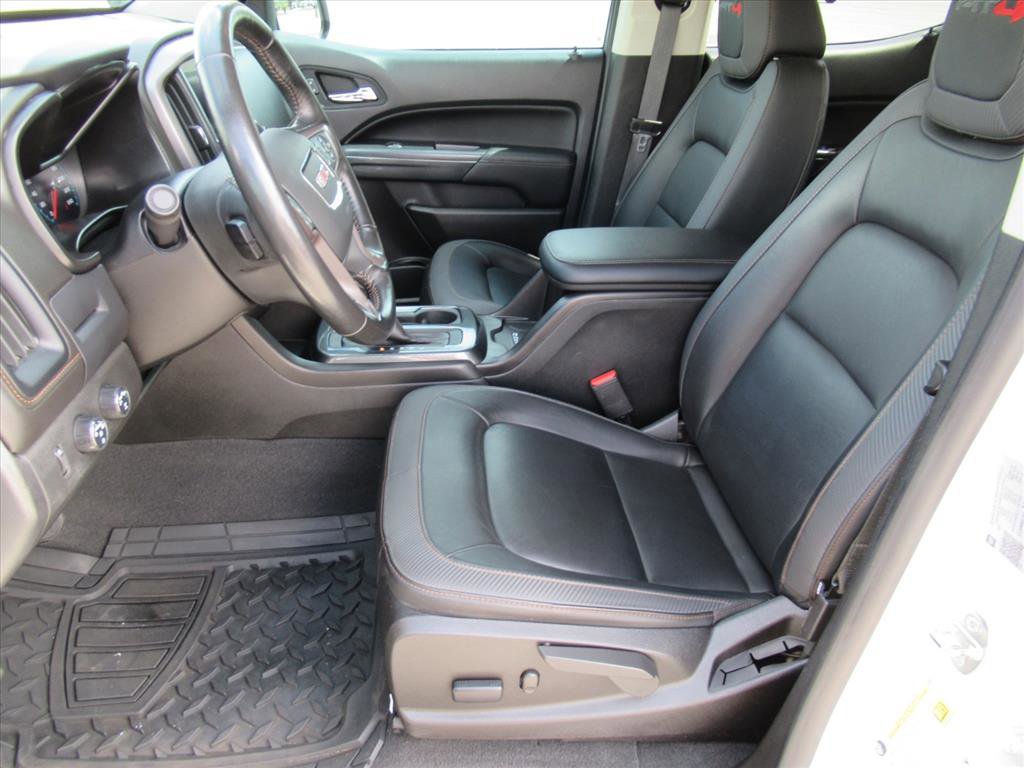 Used 2022 GMC Canyon AT4 image 16