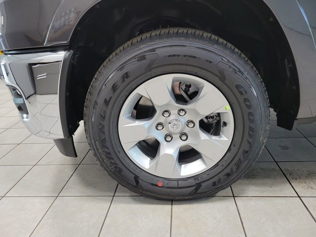 New 2025 RAM 1500 Big Horn image 24