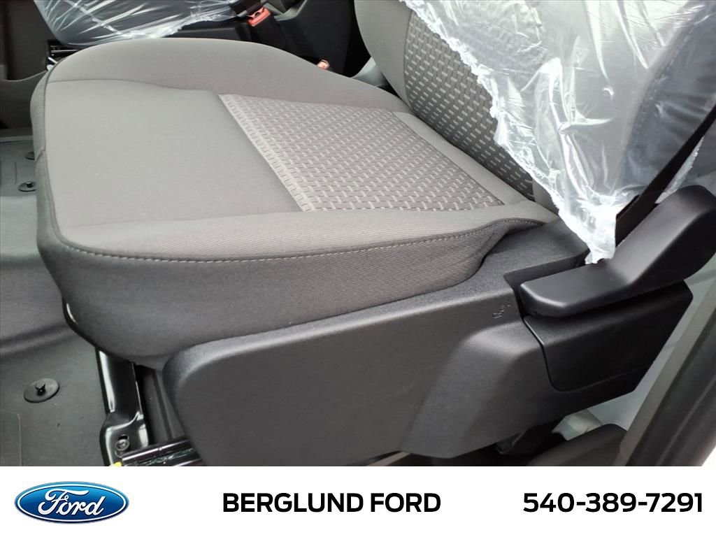 New 2026 Ford Transit 250 148 Medium Roof RWD image 8