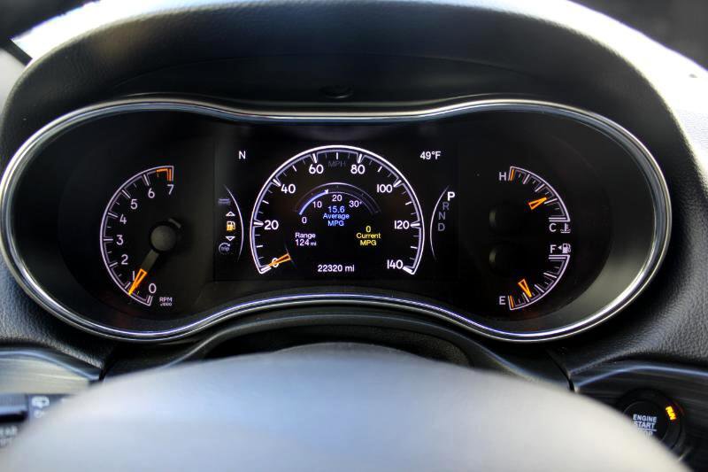 Used 2020 Jeep Grand Cherokee Altitude image 27