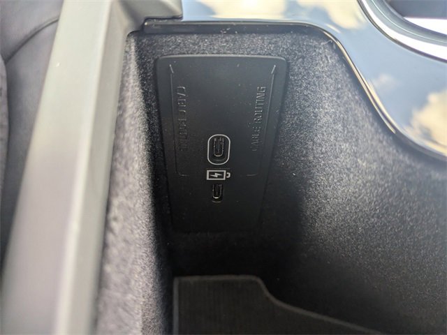 Used 2024 Volvo S60 B5 Core image 17