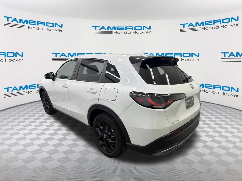 Used 2024 Honda HR-V Sport image 3