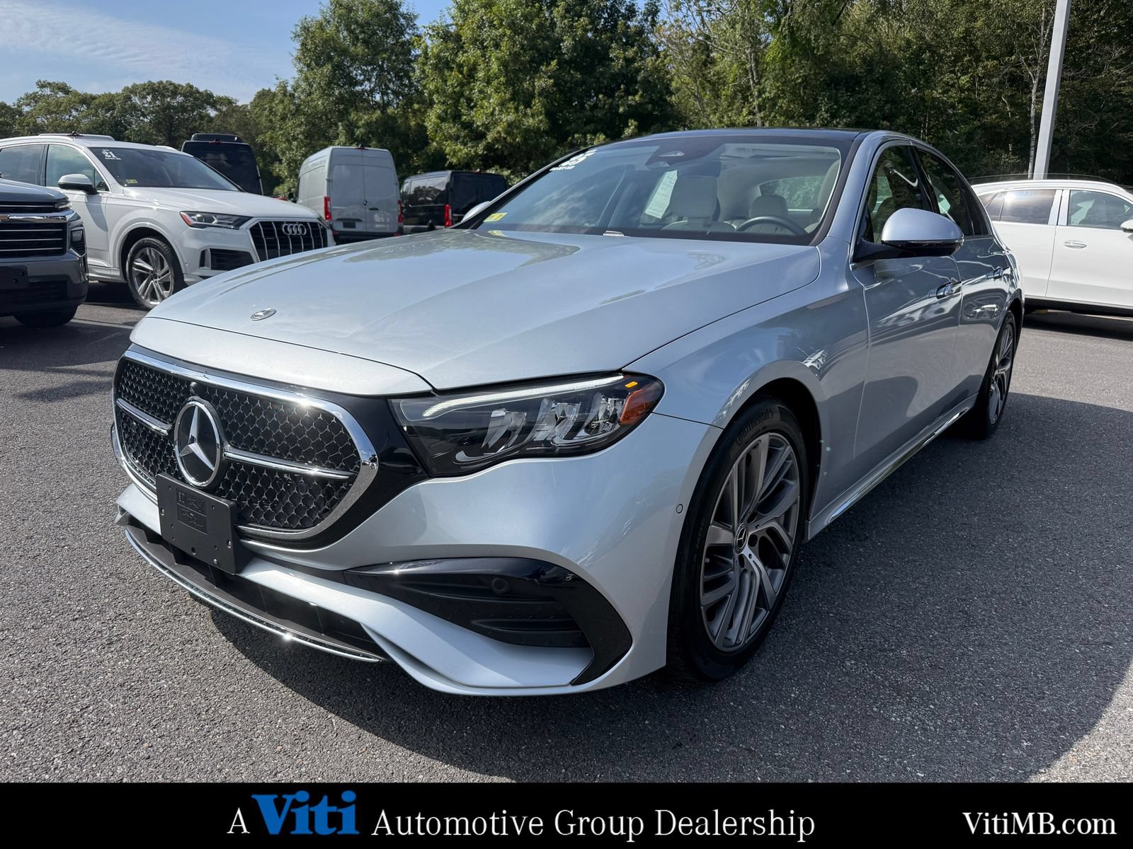 Certified 2025 Mercedes-Benz E 350 4MATIC Sedan image 4