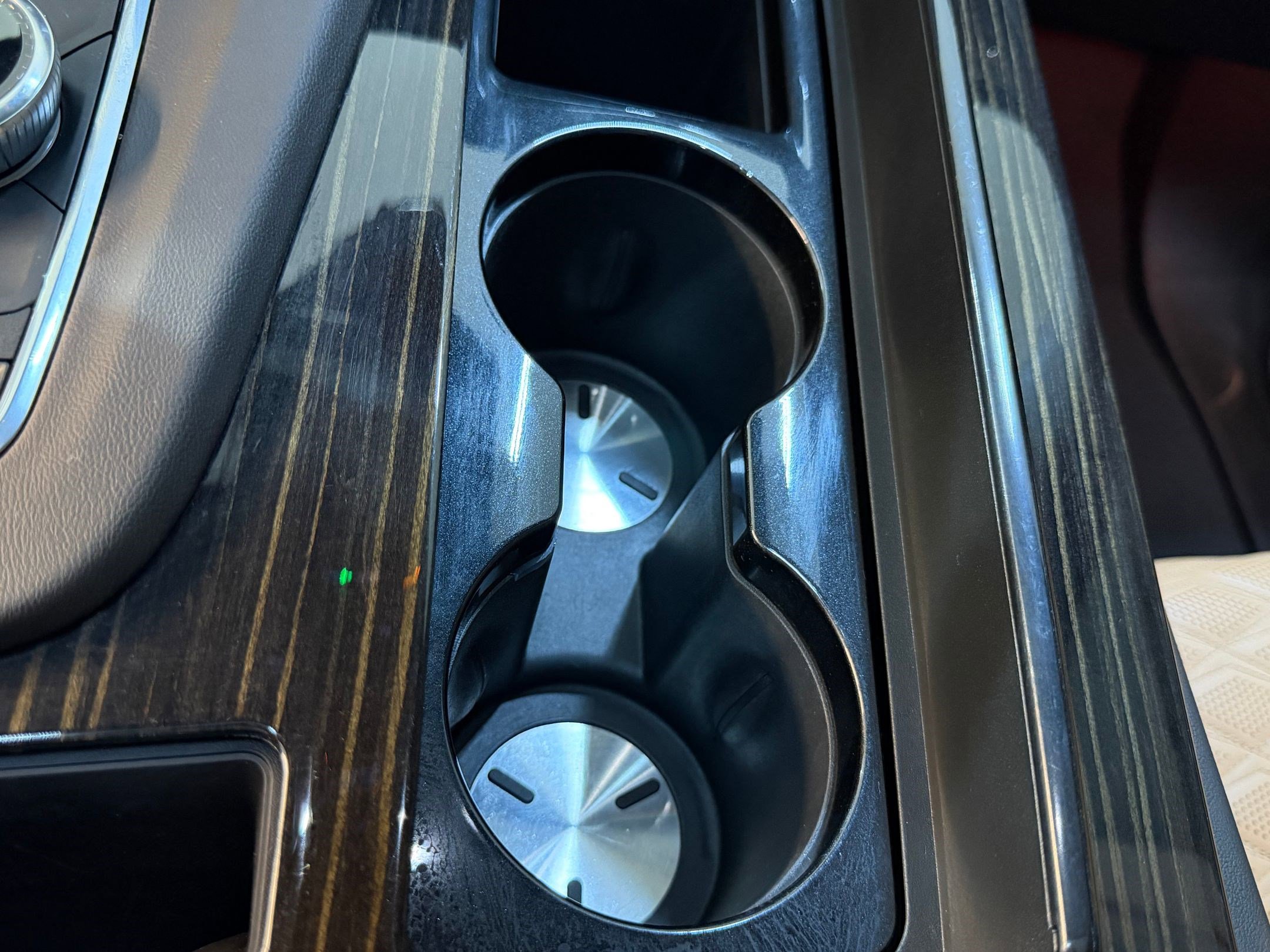 Used 2021 Cadillac Escalade Premium Luxury image 39