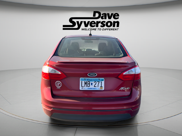 Used 2016 Ford Fiesta SE w/ Equipment Group 201A FWD image 5