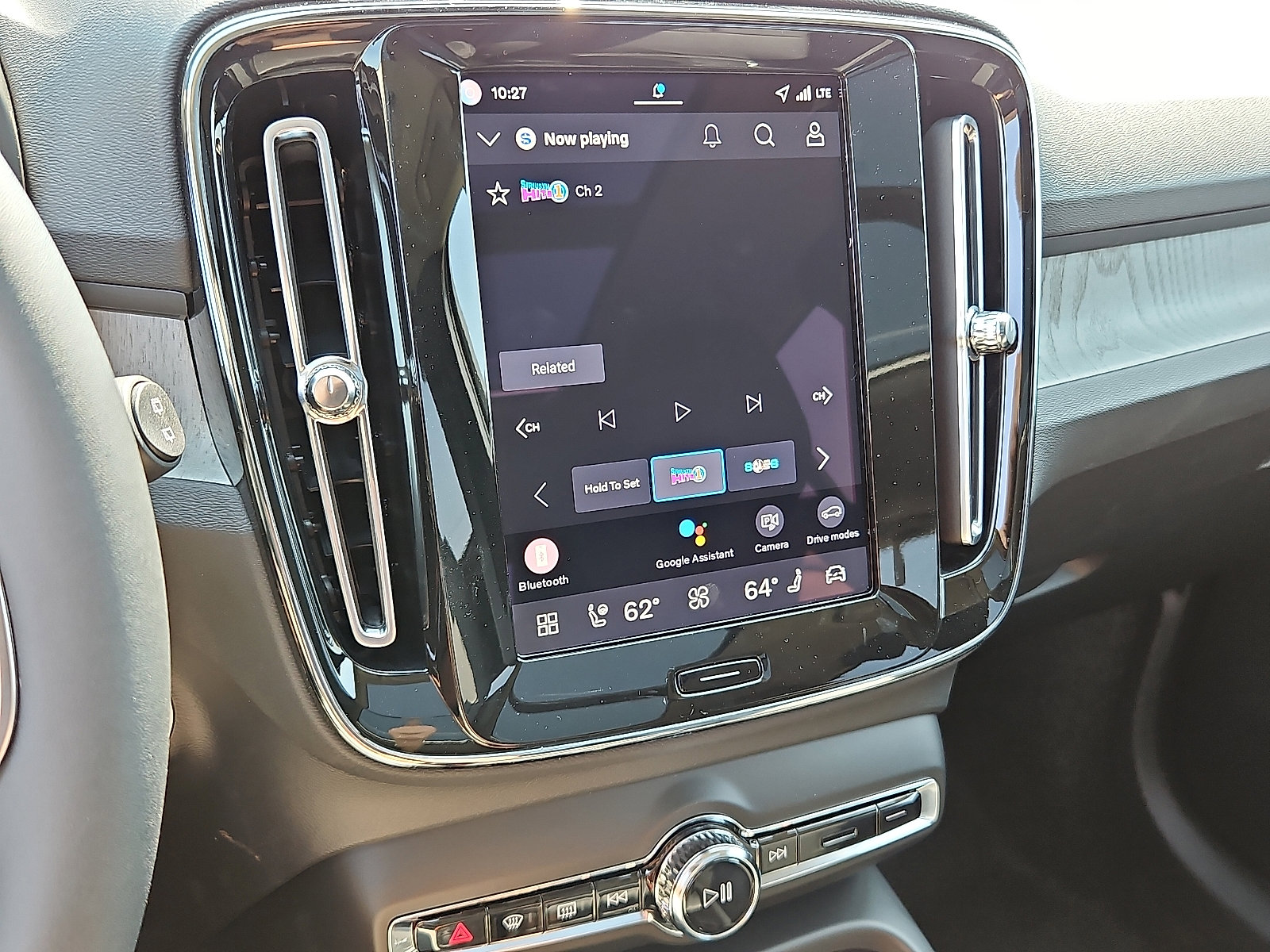 New 2026 Volvo XC40 B5 Core w/ Protection Package Premier AWD/4WD image 16
