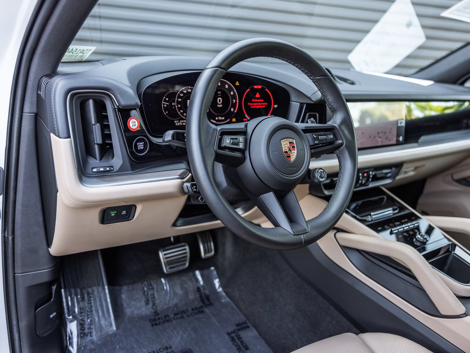 Certified 2026 Porsche Cayenne S AWD/4WD image 4