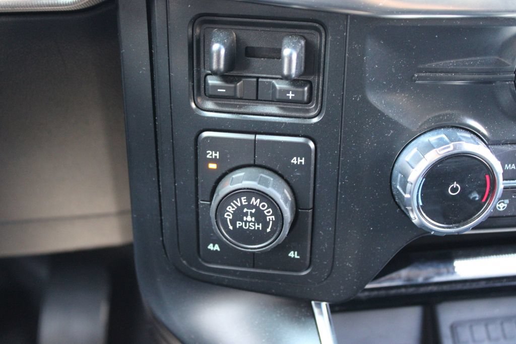 Used 2022 Ford F150 Raptor w/ Equipment Group 801A High AWD/4WD image 21