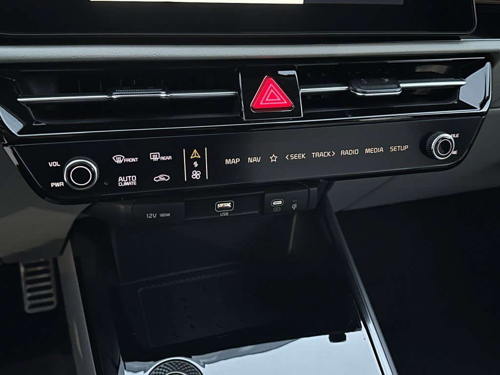 New 2025 Kia Niro Wave w/ Wave Preserve Package image 23