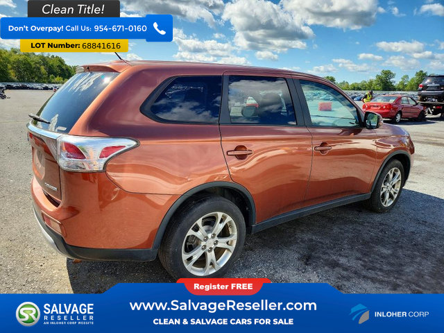 Used 2015 Mitsubishi Outlander SE AWD/4WD image 4