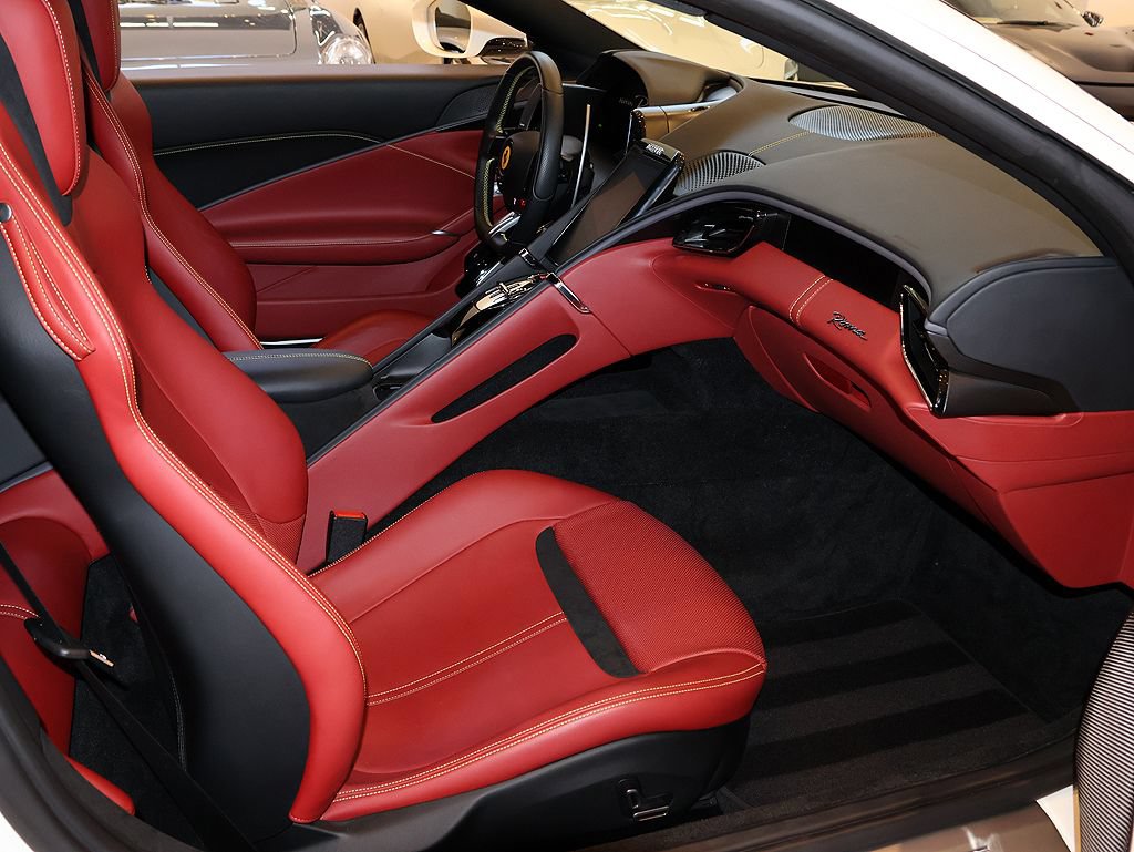 Used 2021 Ferrari Roma RWD image 61