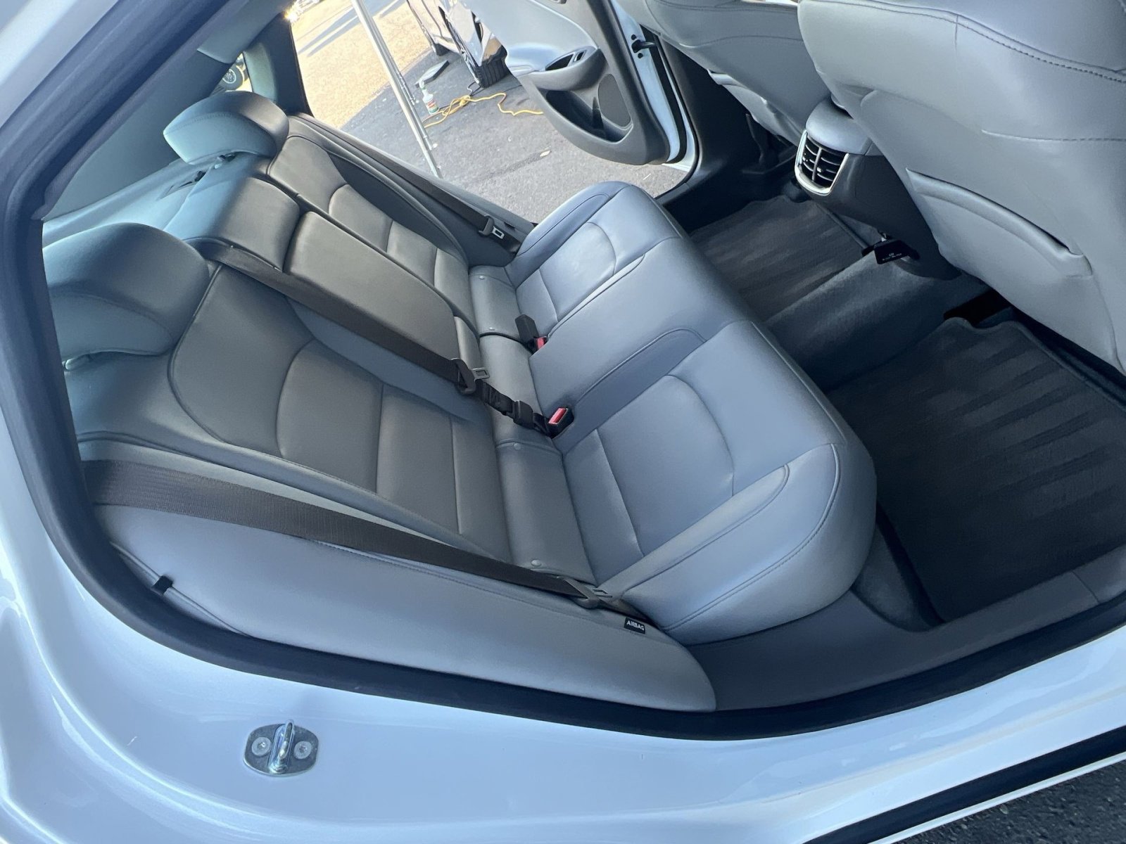 Used 2016 Chevrolet Malibu LT w/ Leather Package image 32