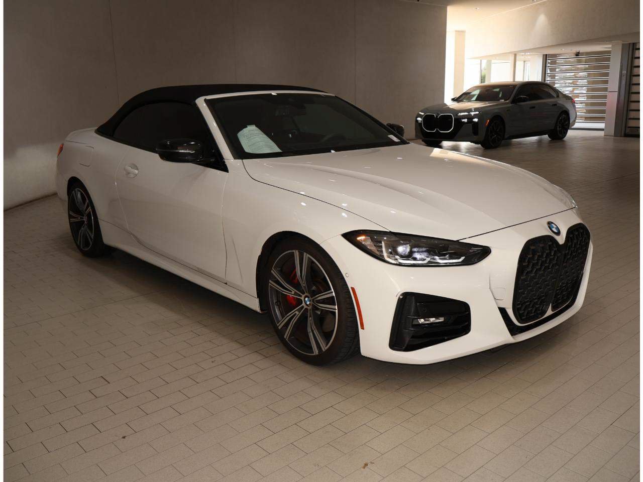 Certified 2024 BMW 430i Convertible w/ M Sport Package RWD image 10