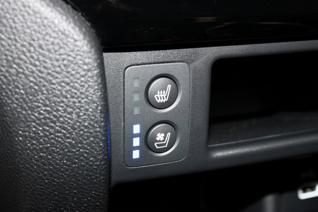 Used 2025 Honda Passport Black Edition image 35
