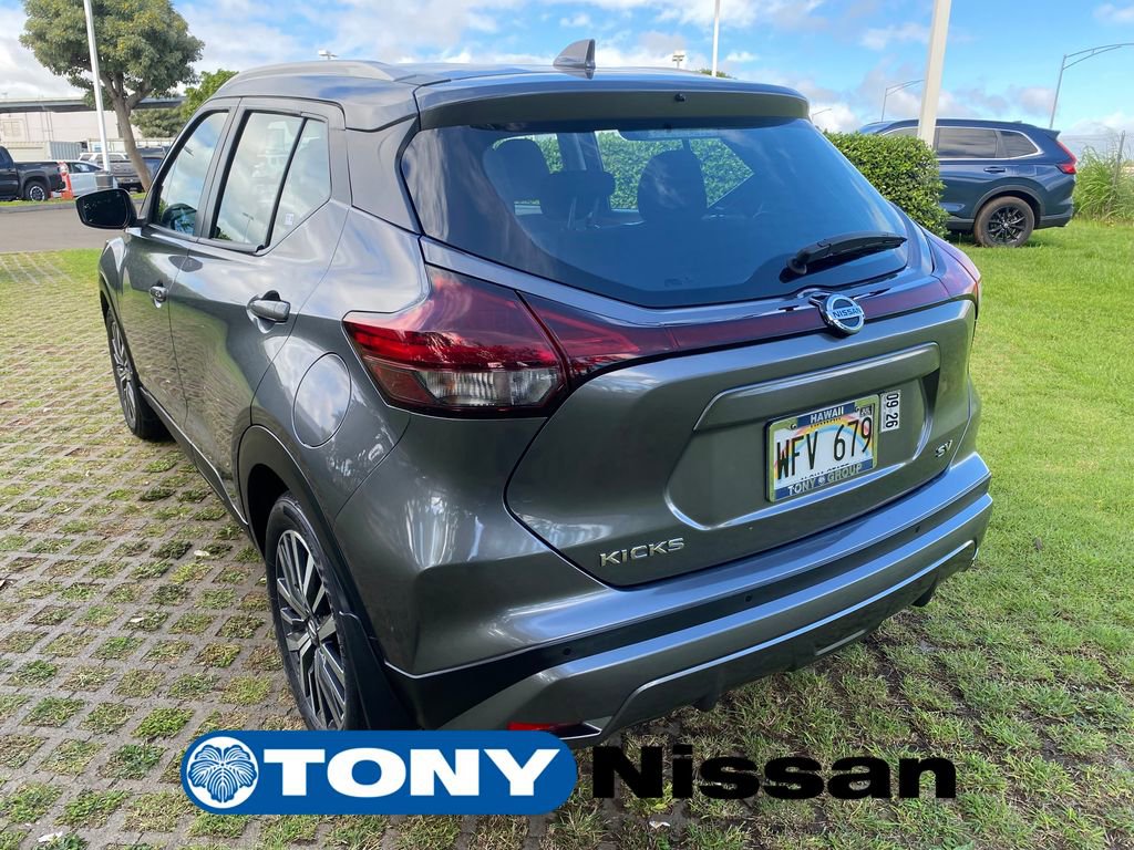 Certified 2021 Nissan Kicks SV image 5