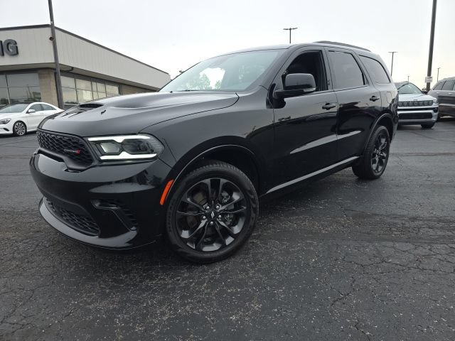 Used 2025 Dodge Durango GT AWD/4WD image 2