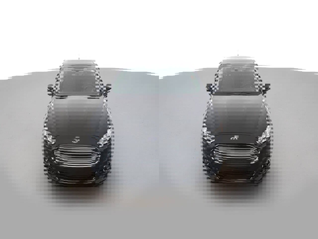 Used 2016 Ford Fusion Titanium image 2