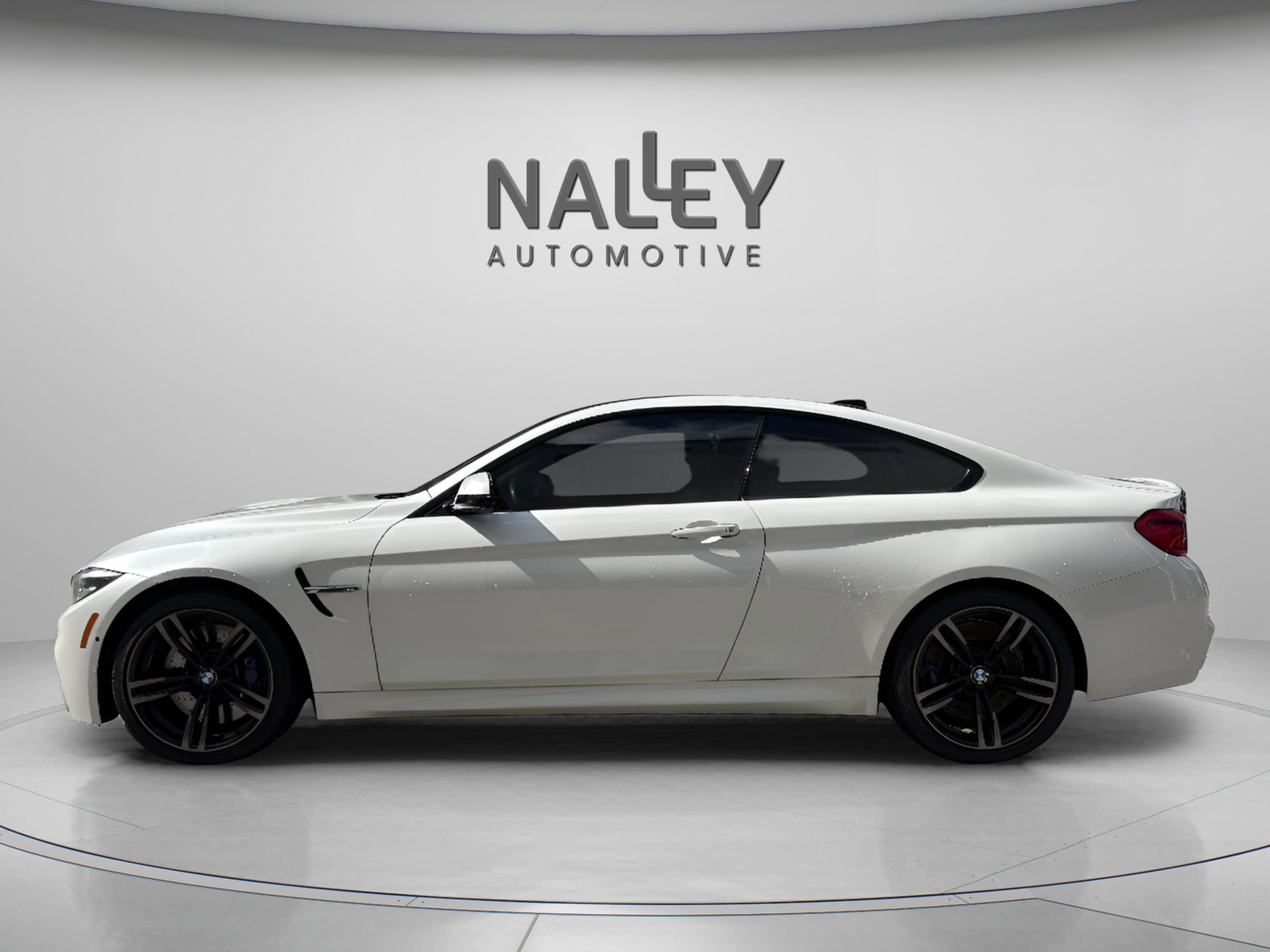 Used 2018 BMW M4 Coupe image 3