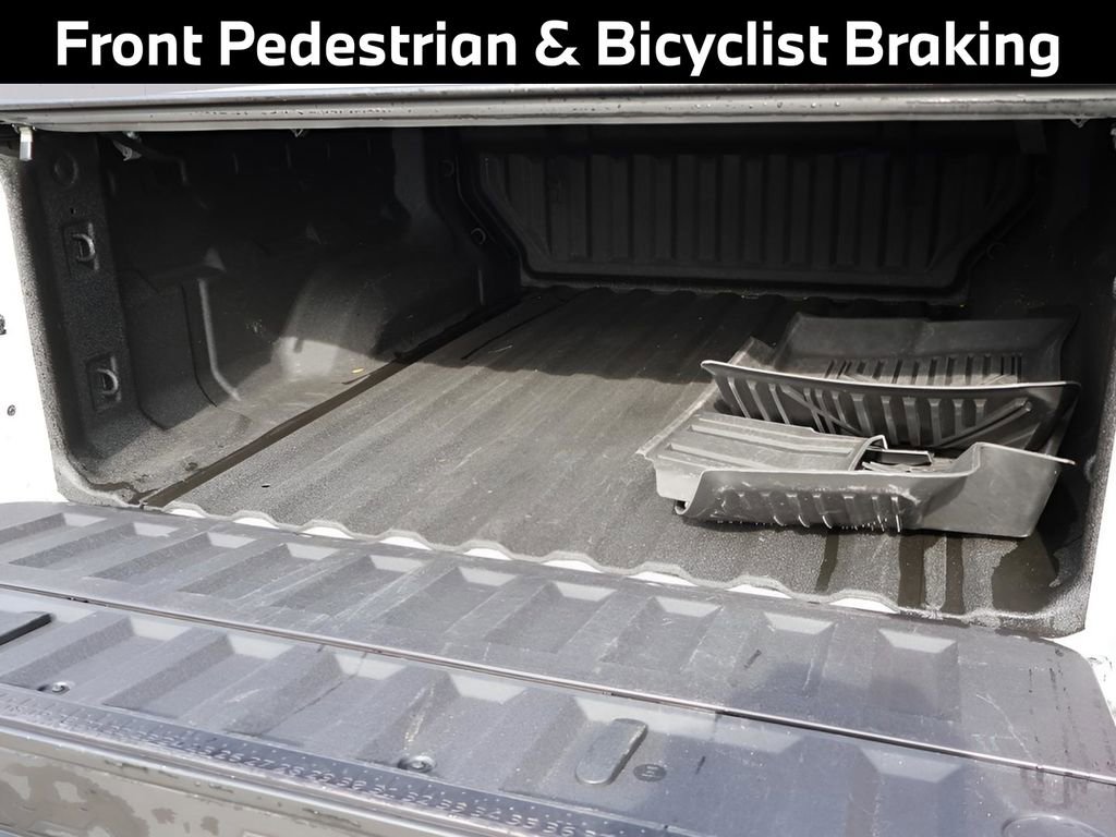 Used 2024 Chevrolet Colorado Trail Boss w/ Technology Package image 18