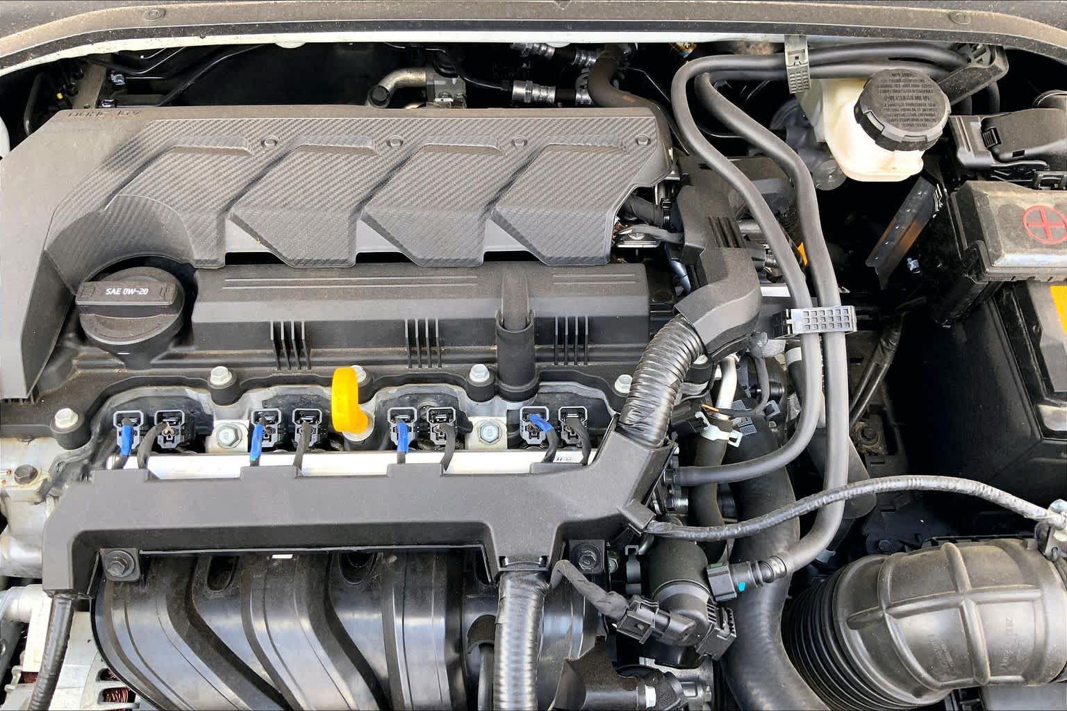 Used 2025 Hyundai Venue SEL FWD image 32