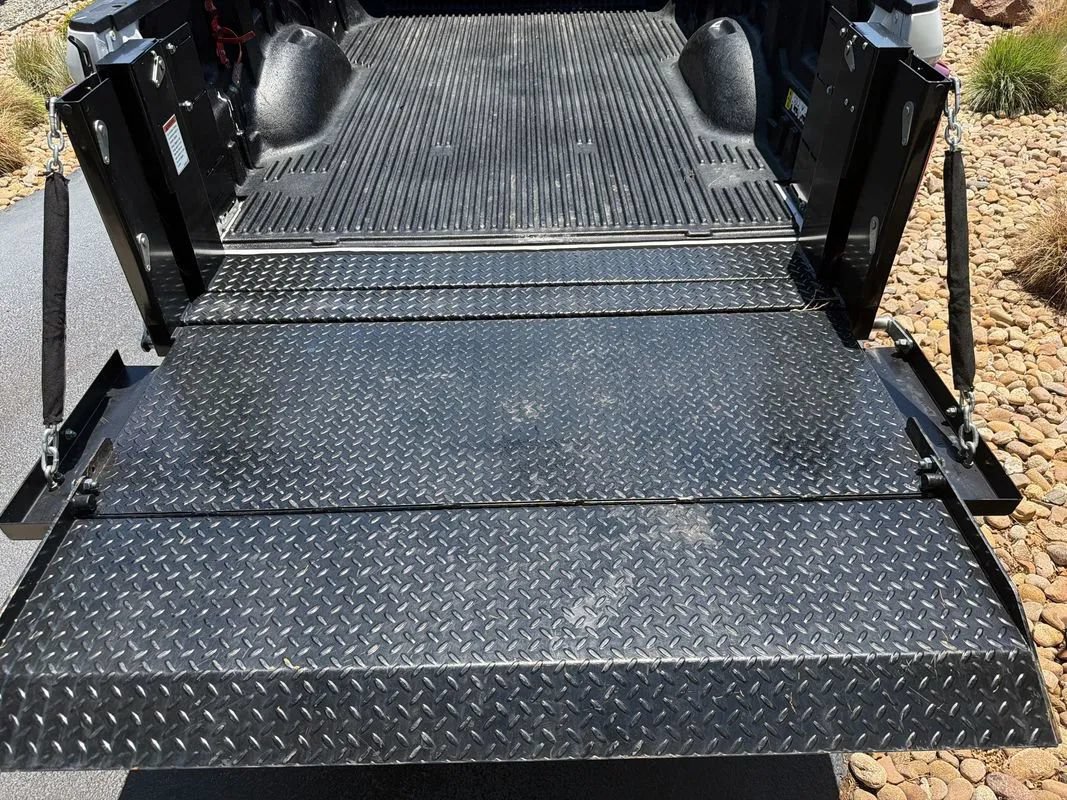 Used 2021 Ford F250 XL w/ Power Equipment Group AWD/4WD image 31