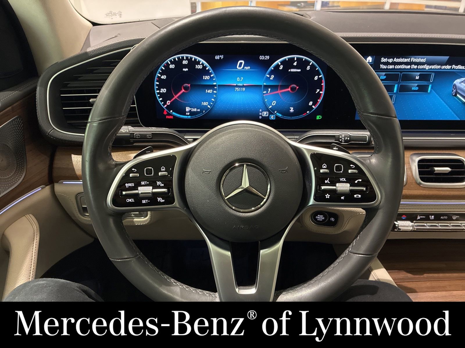 Used 2020 Mercedes-Benz GLE 350 4MATIC image 11