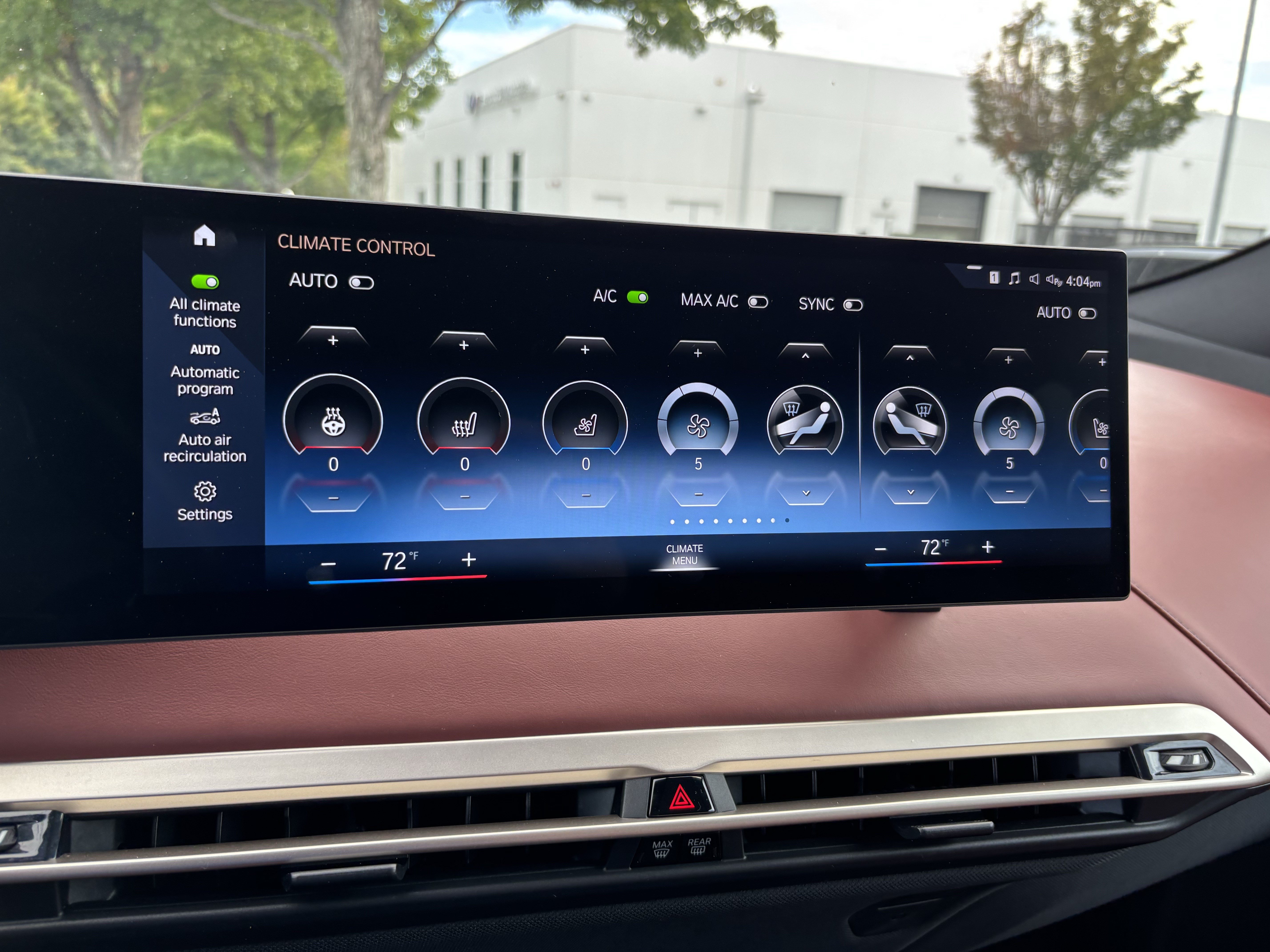 Certified 2023 BMW iX M60 w/ Executive Package AWD/4WD image 28