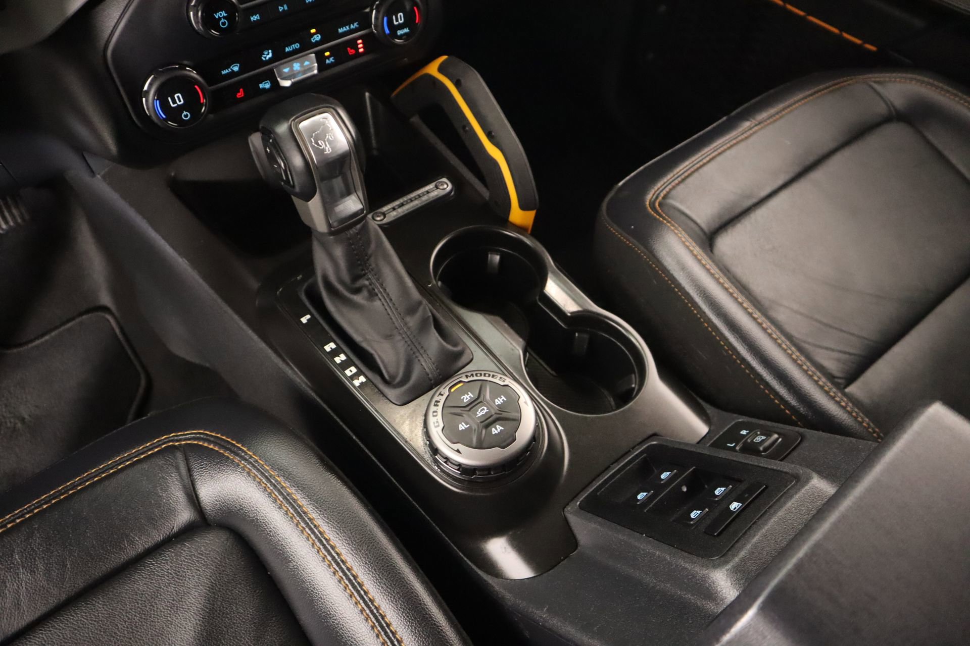 Used 2023 Ford Bronco Badlands AWD/4WD image 9