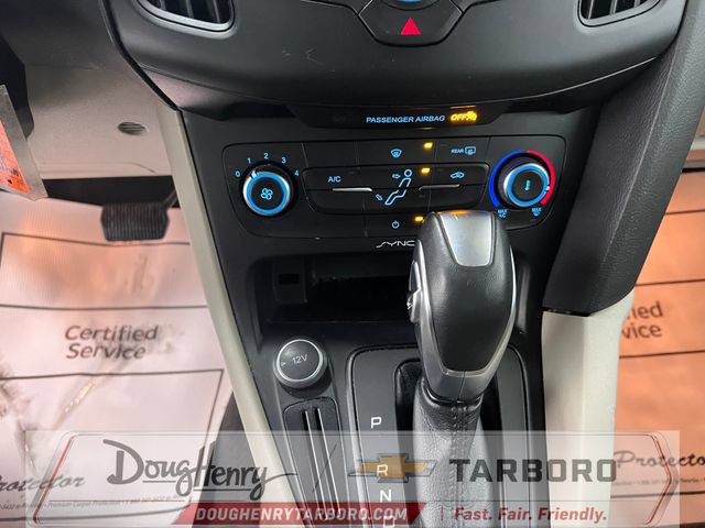 Used 2015 Ford Focus SE FWD image 41