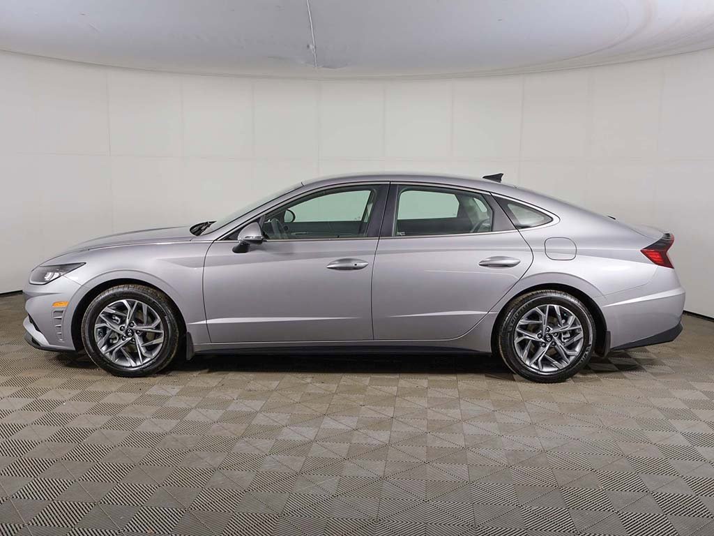 Certified 2023 Hyundai Sonata SEL w/ Cargo Package image 12