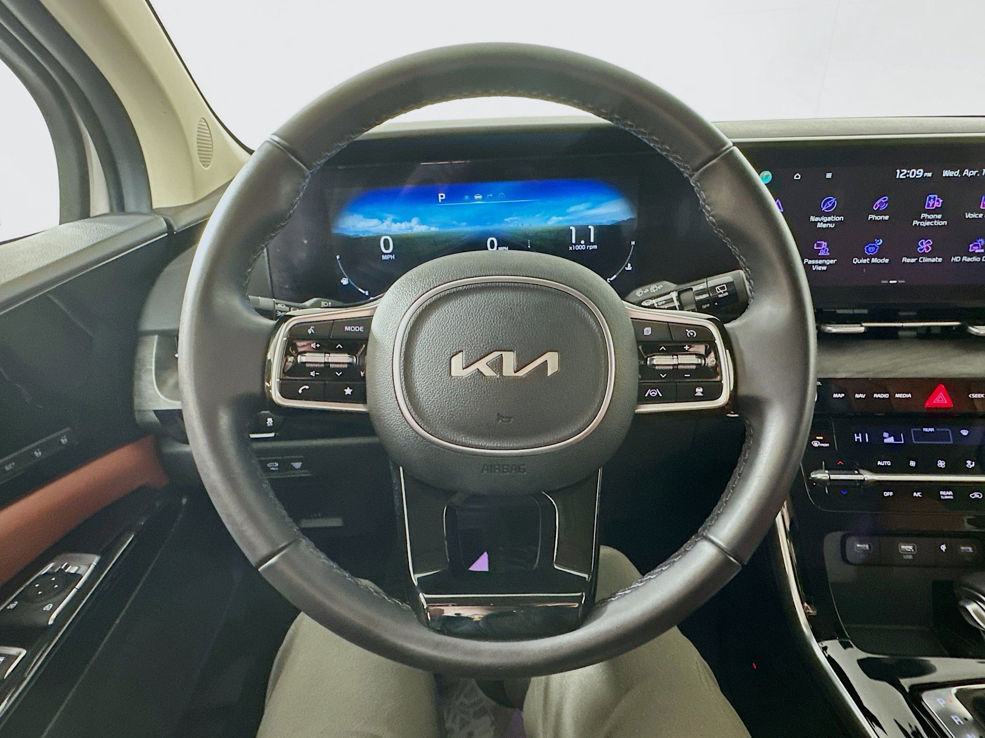 Used 2024 Kia Carnival SX FWD image 11