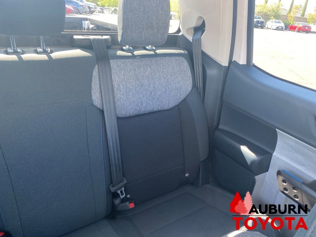 Used 2026 Ford Maverick XLT w/ Equipment Group 301A AWD/4WD image 19