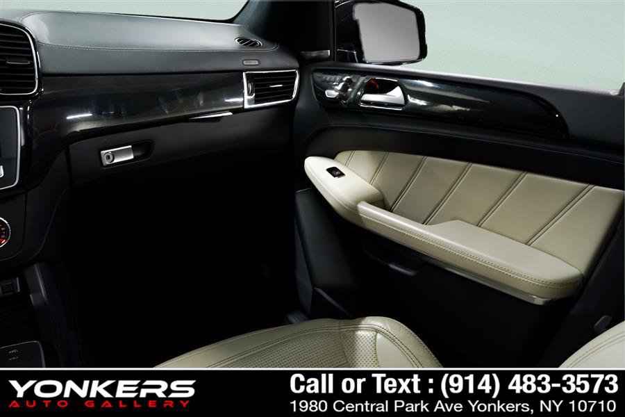 Used 2017 Mercedes-Benz GLS 63 AMG 4MATIC image 33