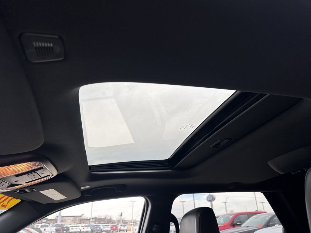 Certified 2025 Dodge Durango GT image 6