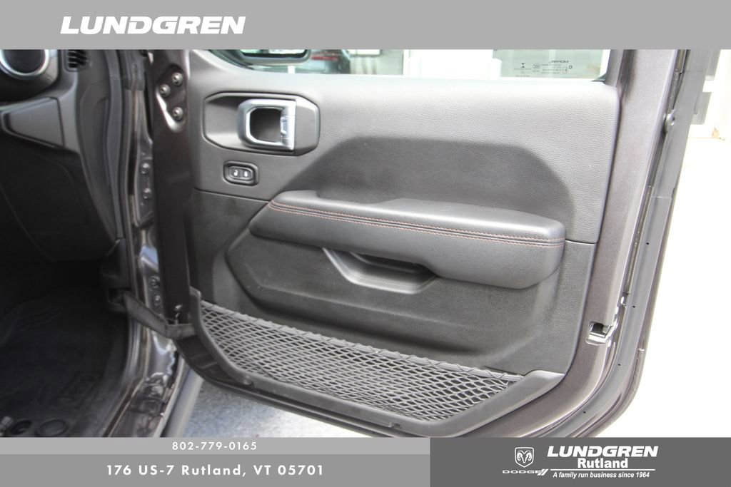 Used 2022 Jeep Wrangler Unlimited Rubicon w/ Dual Top Group AWD/4WD image 20