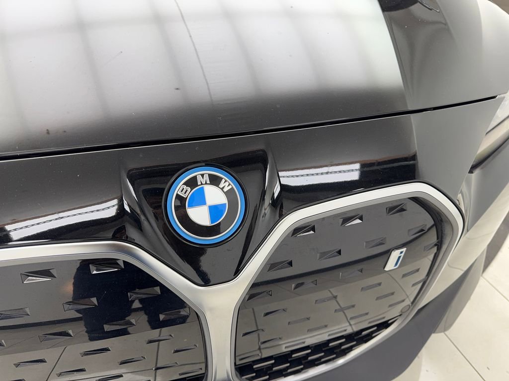 Used 2023 BMW i4 eDrive35 image 26