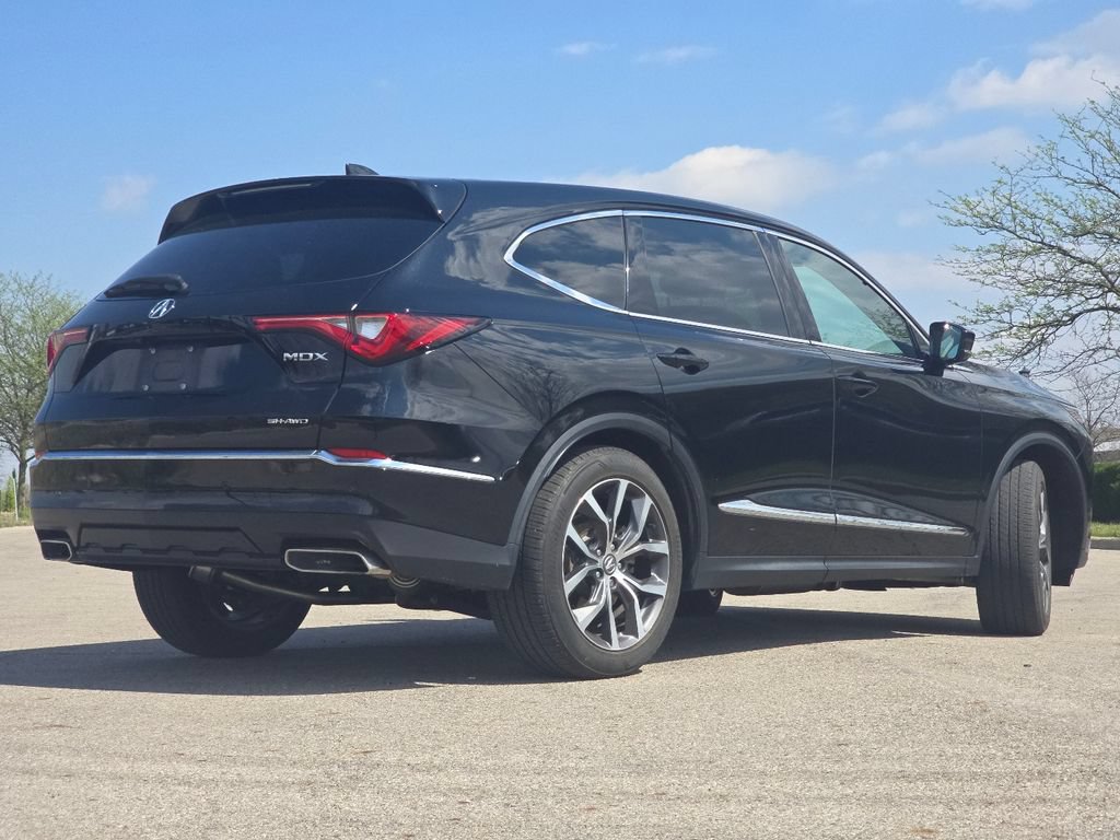 Used 2024 Acura MDX SH-AWD w/ Technology Package image 17