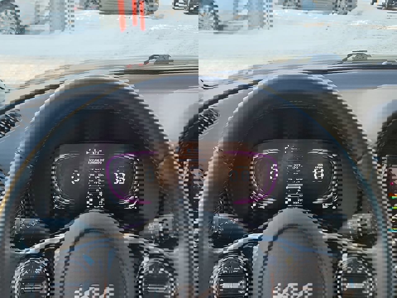 Used 2024 Kia Soul EX image 15