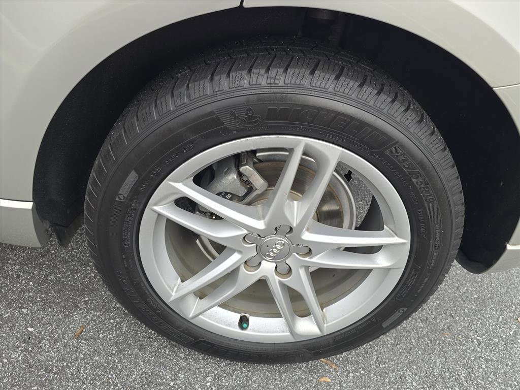 Used 2016 Audi Q5 2.0T Premium Plus w/ Technology Package image 11