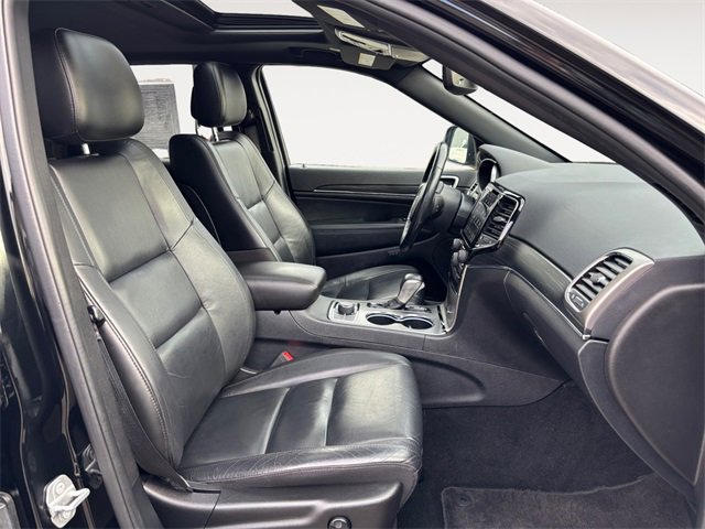 Used 2020 Jeep Grand Cherokee Limited w/ Trailer Tow Group IV image 15