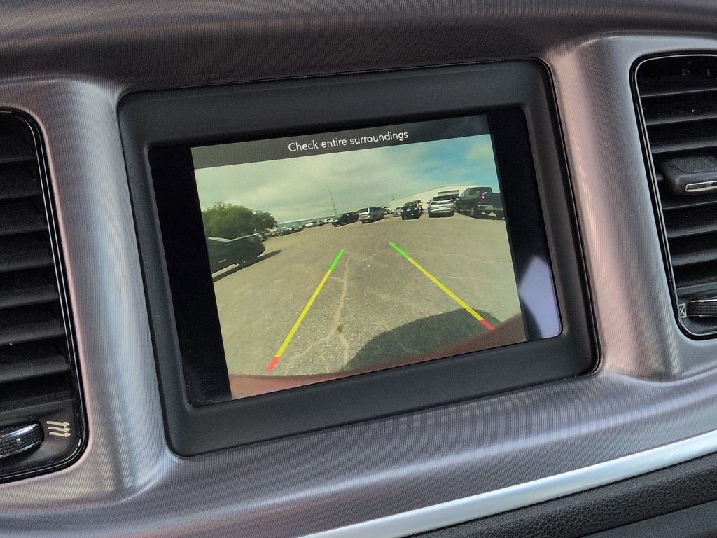 Used 2020 Dodge Charger SXT w/ Blacktop Package image 25