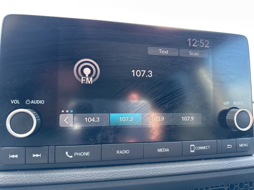 Used 2025 Honda CR-V LX image 22