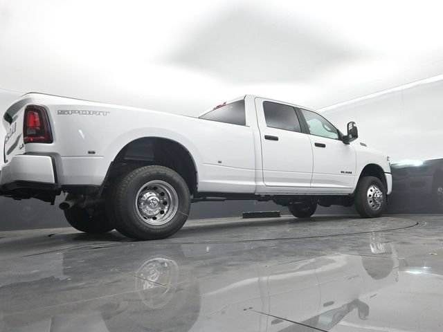 New 2026 RAM 3500 Big Horn AWD/4WD image 46