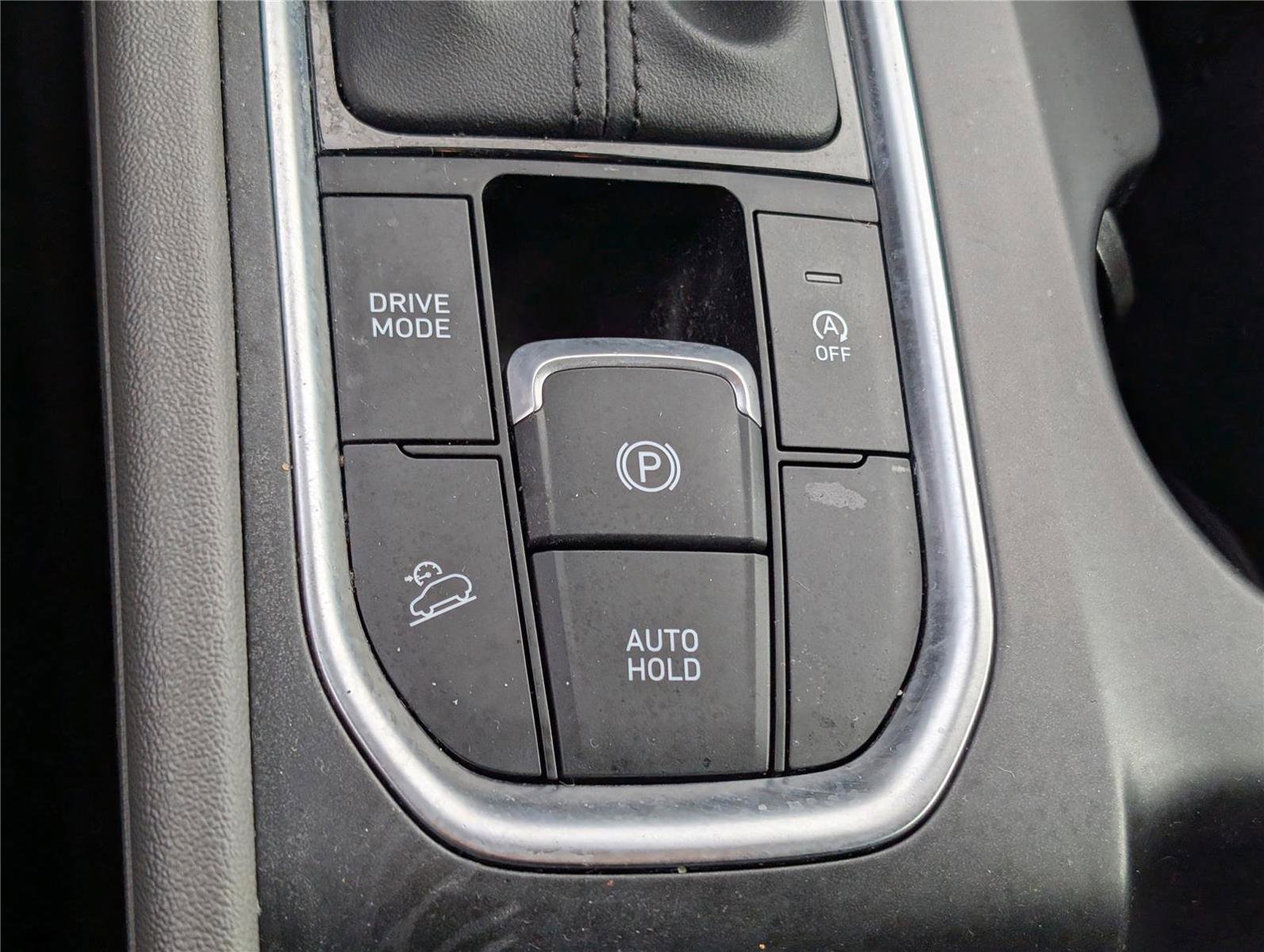 Used 2020 Hyundai Santa Fe SEL image 24