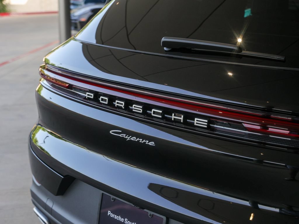 New 2026 Porsche Cayenne AWD/4WD image 15