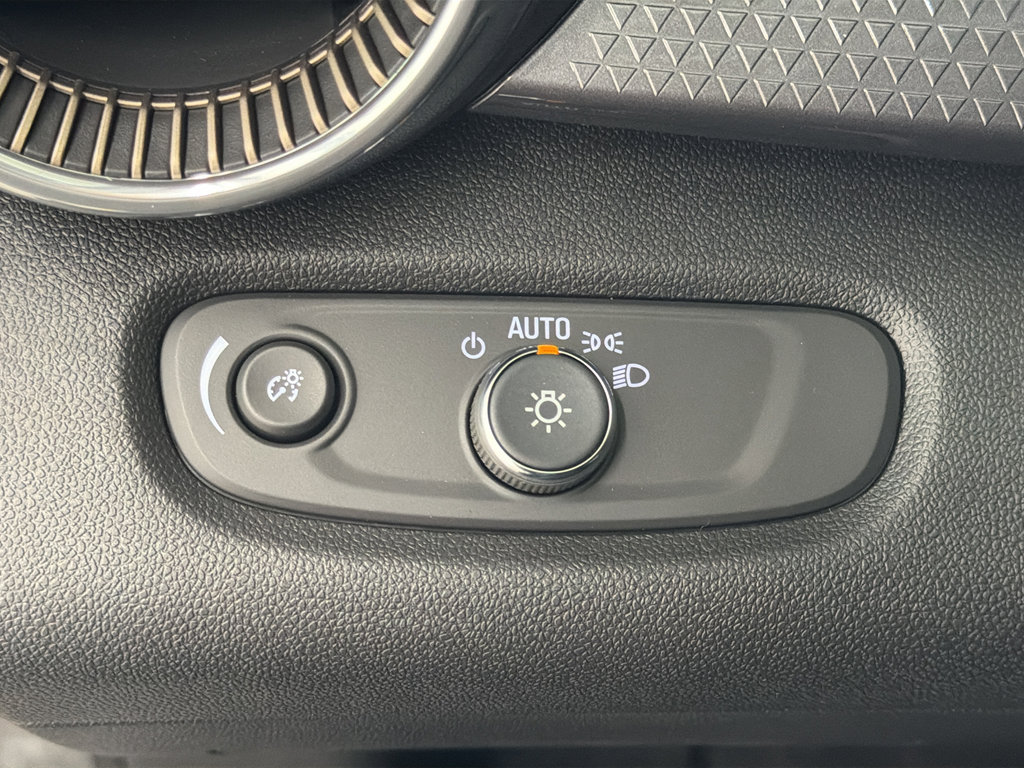 New 2026 Chevrolet Trax ACTIV image 21