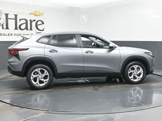 New 2026 Chevrolet Trax LS image 15