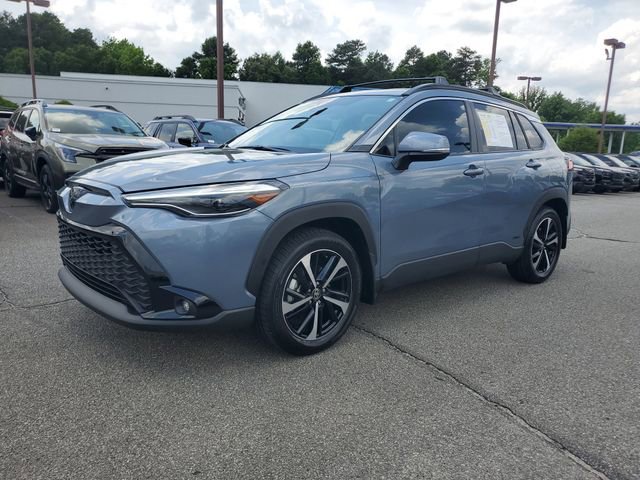 Used 2024 Toyota Corolla Cross AWD Hybrid w/ Convenience Package image 3